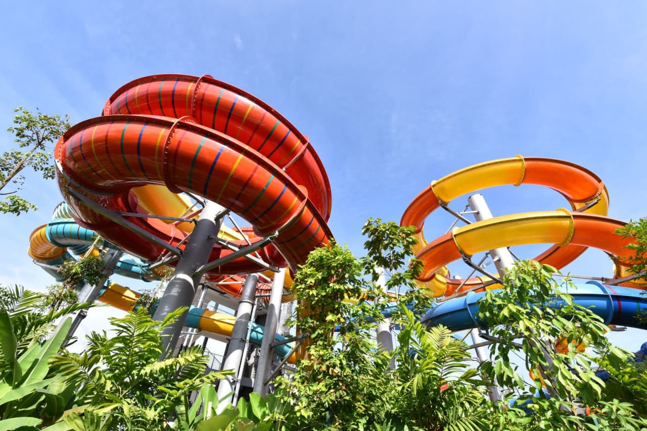 Night Splash - The Galaxy Playground by SplashMania Ticket - image 2